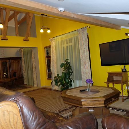 Hotel Green Smiltyne Panevėžys Екстериор снимка